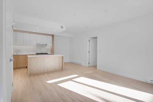 208-6085 Irmin Street, Burnaby, BC 