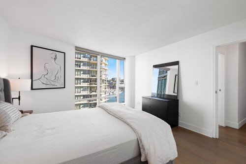 1202-1383 Marinaside Crescent, Vancouver, BC 
