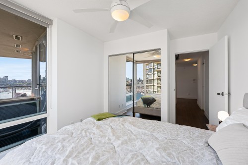 1202-1383 Marinaside Crescent, Vancouver, BC 