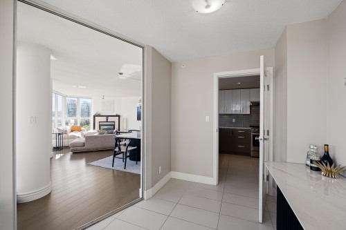 1202-1383 Marinaside Crescent, Vancouver, BC 