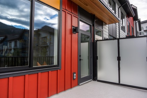 38081 Helm Way, Squamish, BC 