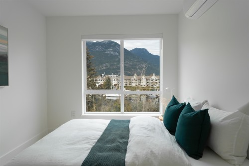 38081 Helm Way, Squamish, BC 