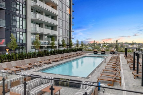 610-4168 Lougheed Highway, Burnaby, BC 