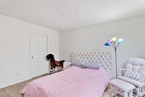 201-38 Leopold Place, New Westminster, BC 