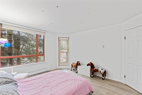 201-38 Leopold Place, New Westminster, BC 