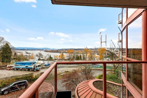 201-38 Leopold Place, New Westminster, BC 