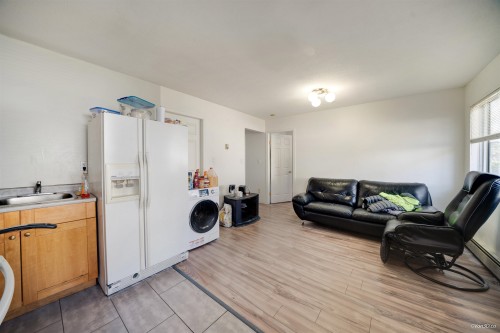 4502 Nanaimo Street, Vancouver, BC 