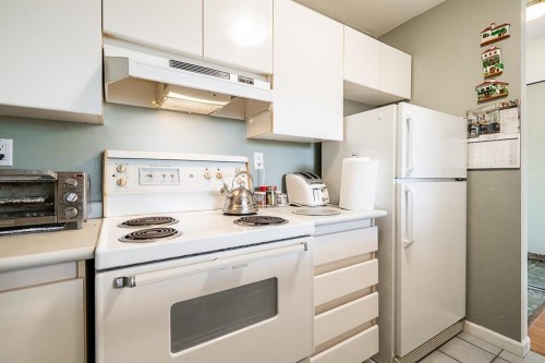 80X-4657 Hazel Street, Burnaby, BC 