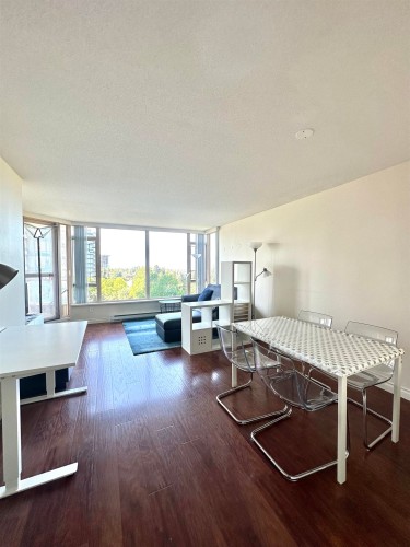 80X-4657 Hazel Street, Burnaby, BC 