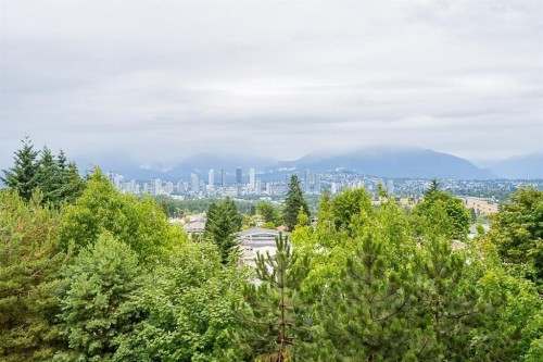 80X-4657 Hazel Street, Burnaby, BC 