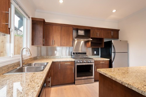 17-11100 No. 1 Road, Richmond, BC 