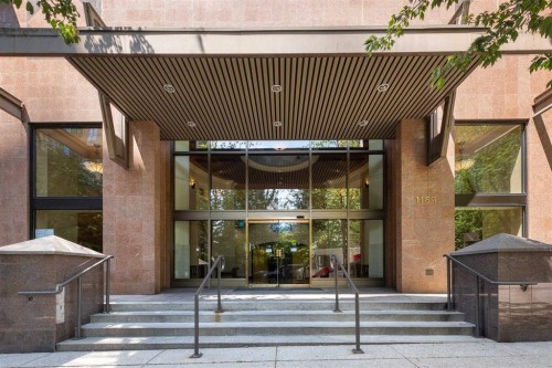 811-1189 Howe Street, Vancouver, BC 