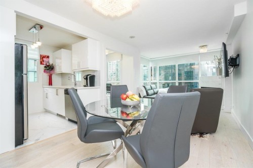 902-1328 Pender Street W Vancouver, BC V6E 4T1