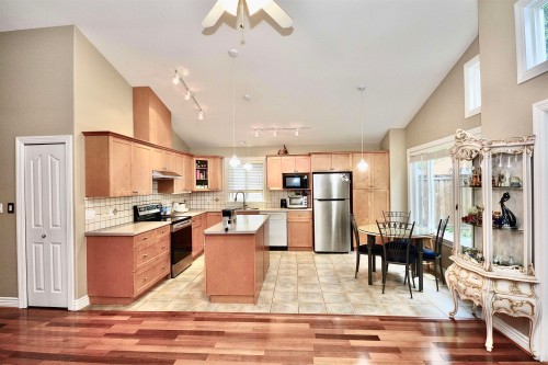 3035 Maplewood Court, Coquitlam, BC 