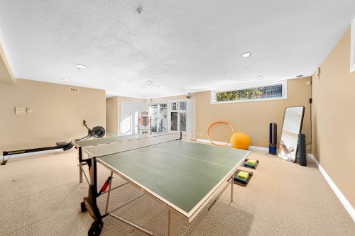 1426 48Th Avenue W, Vancouver, BC 