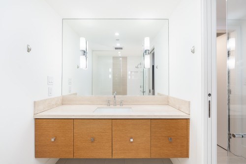 2902-667 Howe Street, Vancouver, BC 