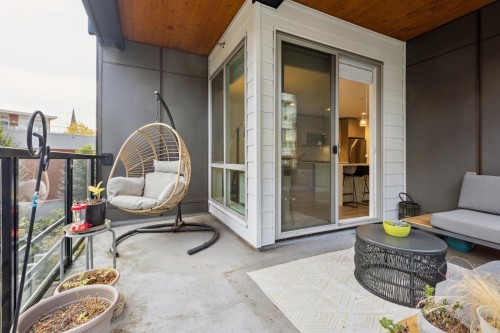 309-128 8Th Street E, North Vancouver, BC 