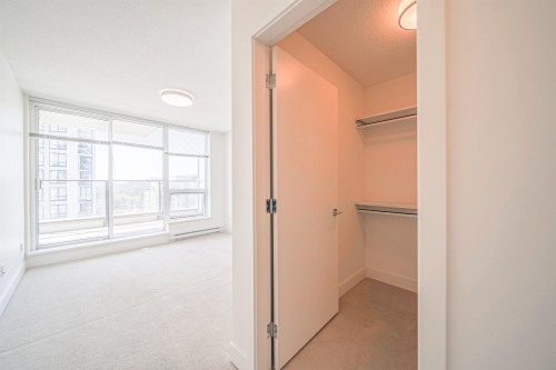 2207-3007 Glen Drive, Coquitlam, BC 