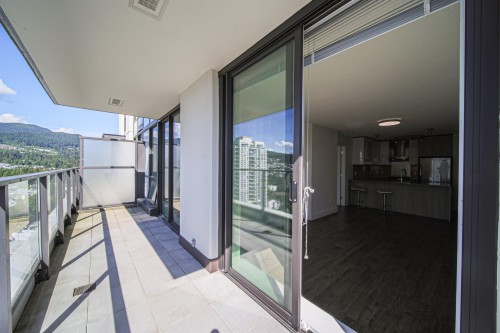 2207-3007 Glen Drive, Coquitlam, BC 