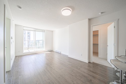 2207-3007 Glen Drive, Coquitlam, BC 