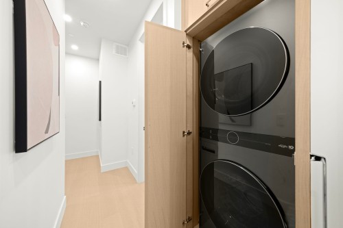 1095 14Th Avenue E, Vancouver, BC 