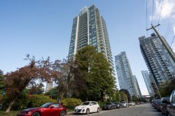 17xx-6463 Silver Avenue  Burnaby, BC V5H 0K4