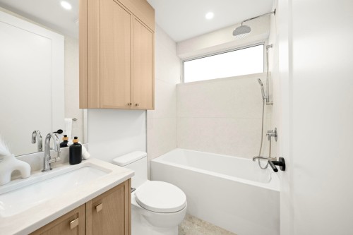 2965 Glen Drive, Vancouver, BC 