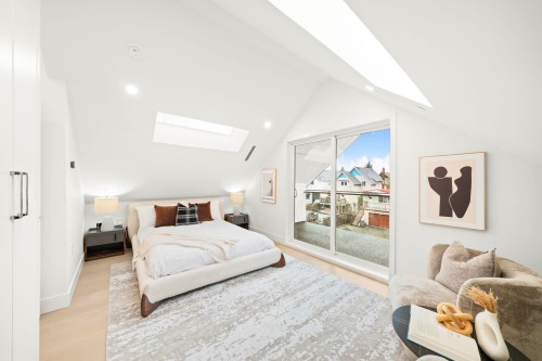 2965 Glen Drive, Vancouver, BC 