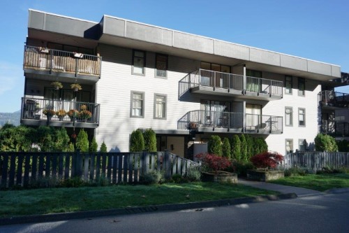 206-3008 Henry Street, Port Moody, BC 