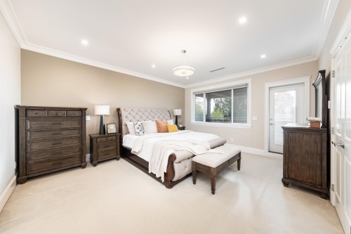 6326 Dawson Street, Burnaby, BC 