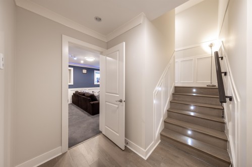 6326 Dawson Street, Burnaby, BC 