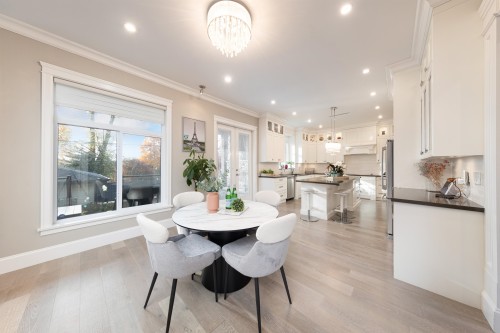 6326 Dawson Street, Burnaby, BC 