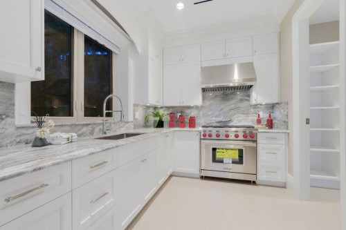 805 King Georges Way, West Vancouver, BC 