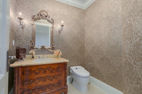 805 King Georges Way, West Vancouver, BC 