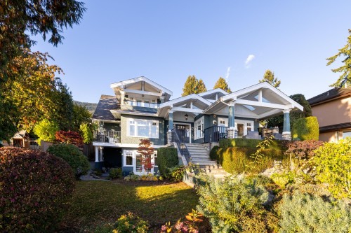 2623 Lawson Avenue, West Vancouver, BC 