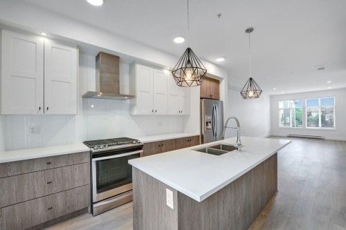 22-24108 104 Avenue, Maple Ridge, BC 