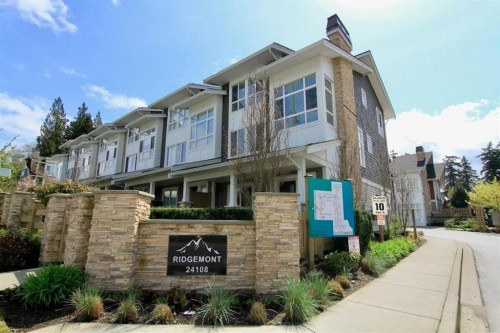 22-24108 104 Avenue, Maple Ridge, BC 