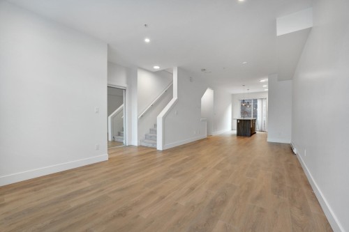 22-24108 104 Avenue, Maple Ridge, BC 