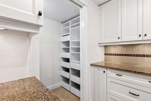 213-220 Newport Drive, Port Moody, BC 