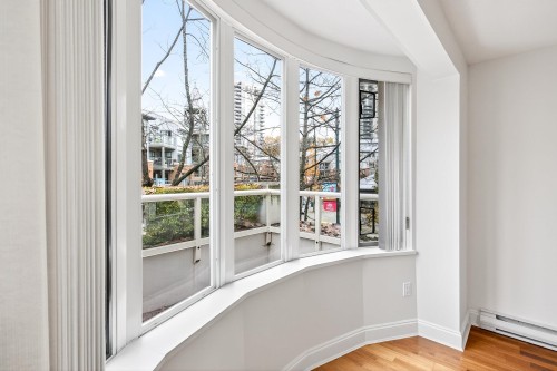 213-220 Newport Drive, Port Moody, BC 