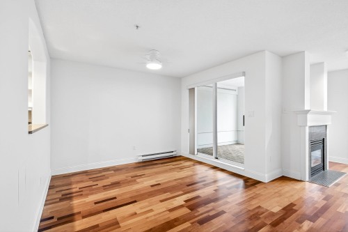 213-220 Newport Drive, Port Moody, BC 