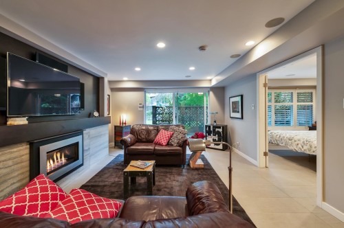 3669 Edgemont Boulevard, North Vancouver, BC 