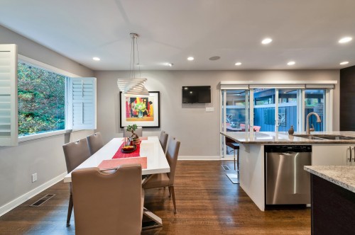 3669 Edgemont Boulevard, North Vancouver, BC 