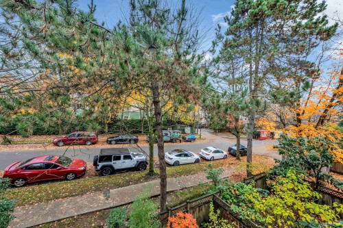 309-825 7Th Avenue E, Vancouver, BC 