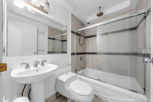 309-825 7Th Avenue E, Vancouver, BC 