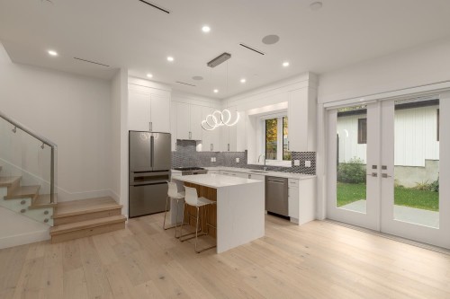 3075 Courtenay Street, Vancouver, BC 