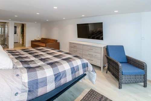 424 Crosscreek Road, West Vancouver, BC 