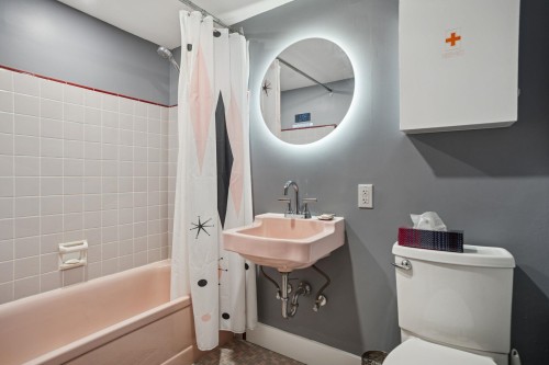 204-1050 Chilco Street, Vancouver, BC 