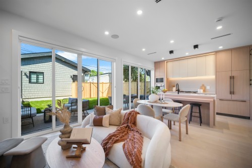 2-5033 Prince Albert Street, Vancouver, BC 