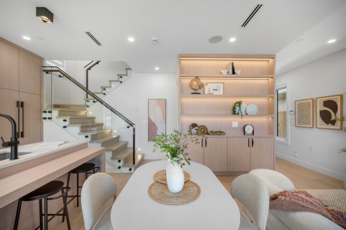 2-5033 Prince Albert Street, Vancouver, BC 